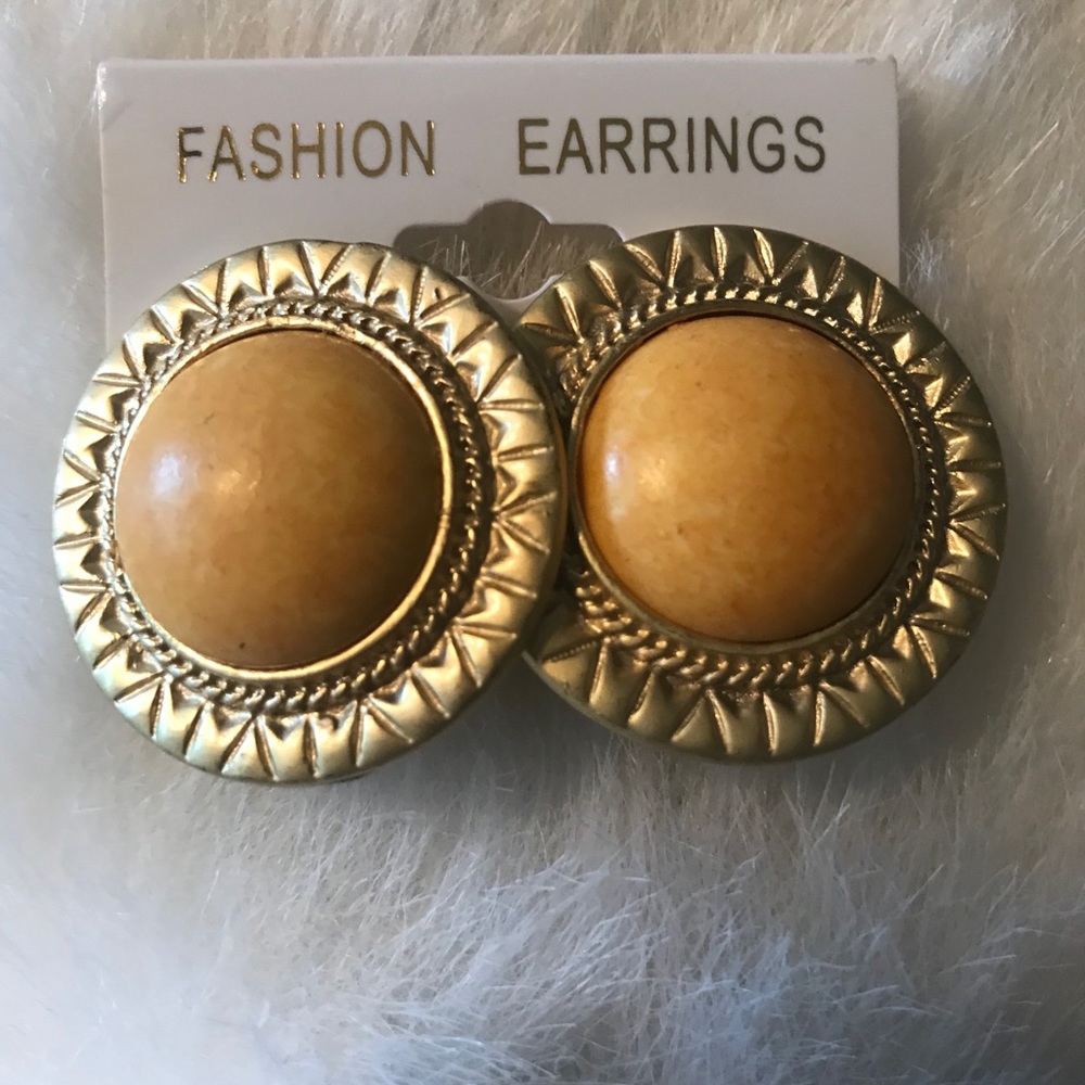 VINTAGE 1980’S CLIP-ON YELLOW FASHION EARRINGS NWT